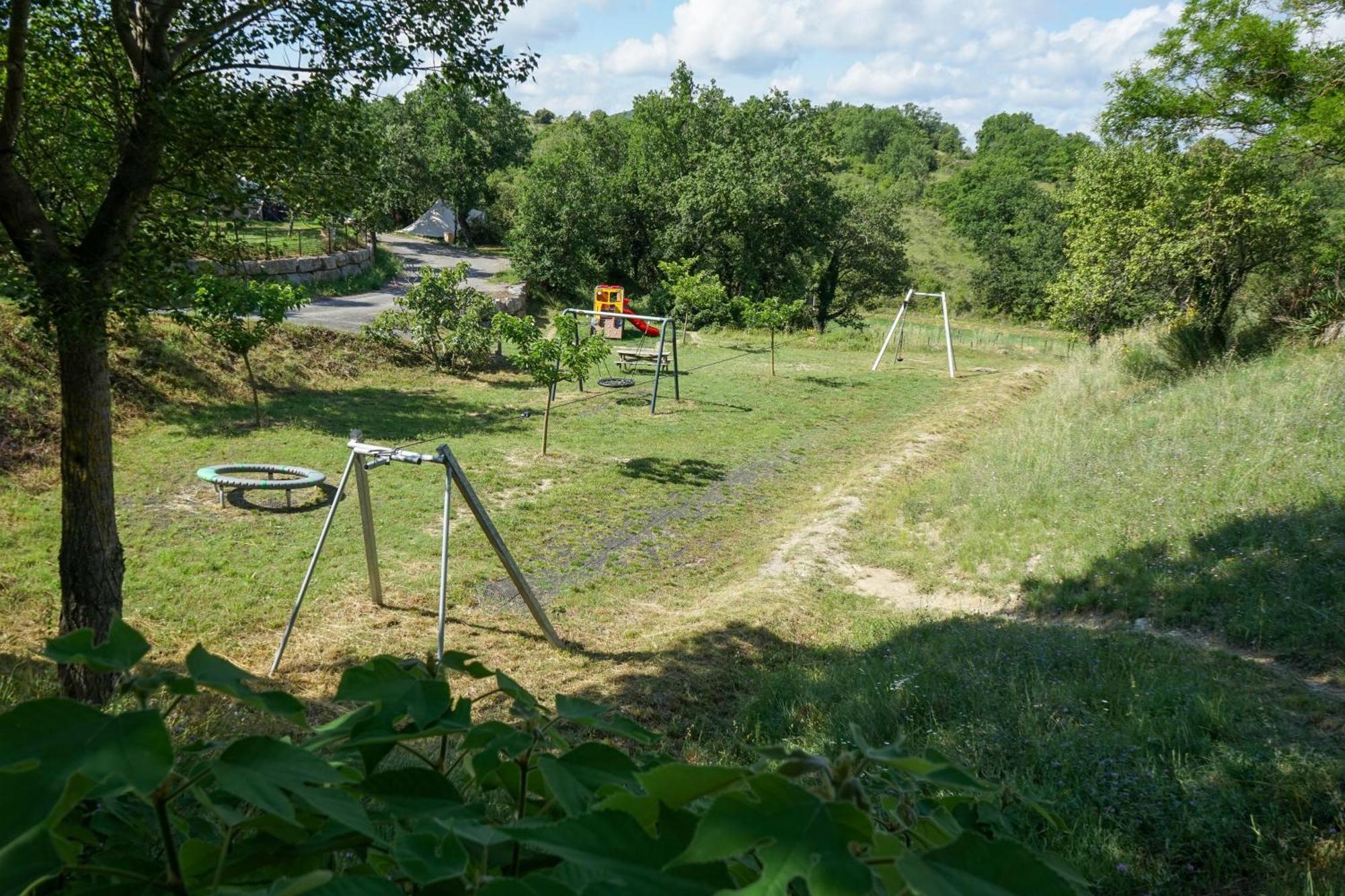 Domaine De Chadeyron Hotell Lagorce  Eksteriør bilde